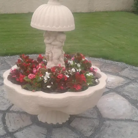 Nocleg ze śniadaniem Laurel